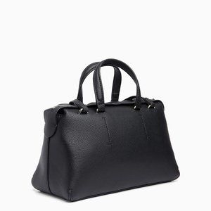 Calvin Klein Ultra Light Barrel Bag
